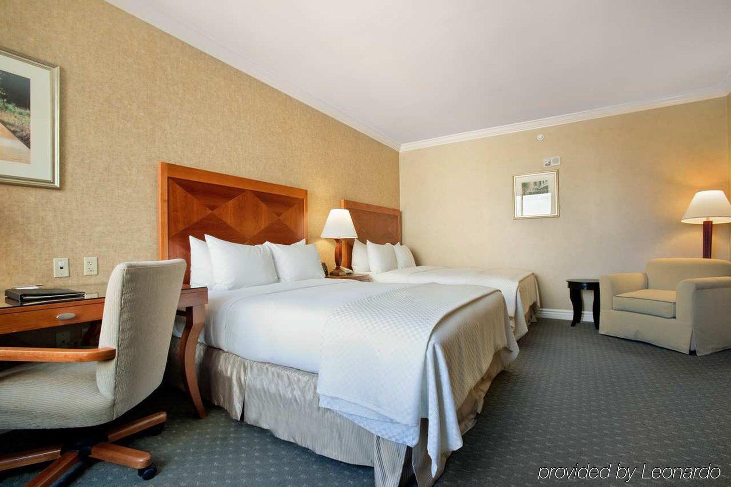 Hilton Los Angeles/Сан-Ґабріел Номер фото